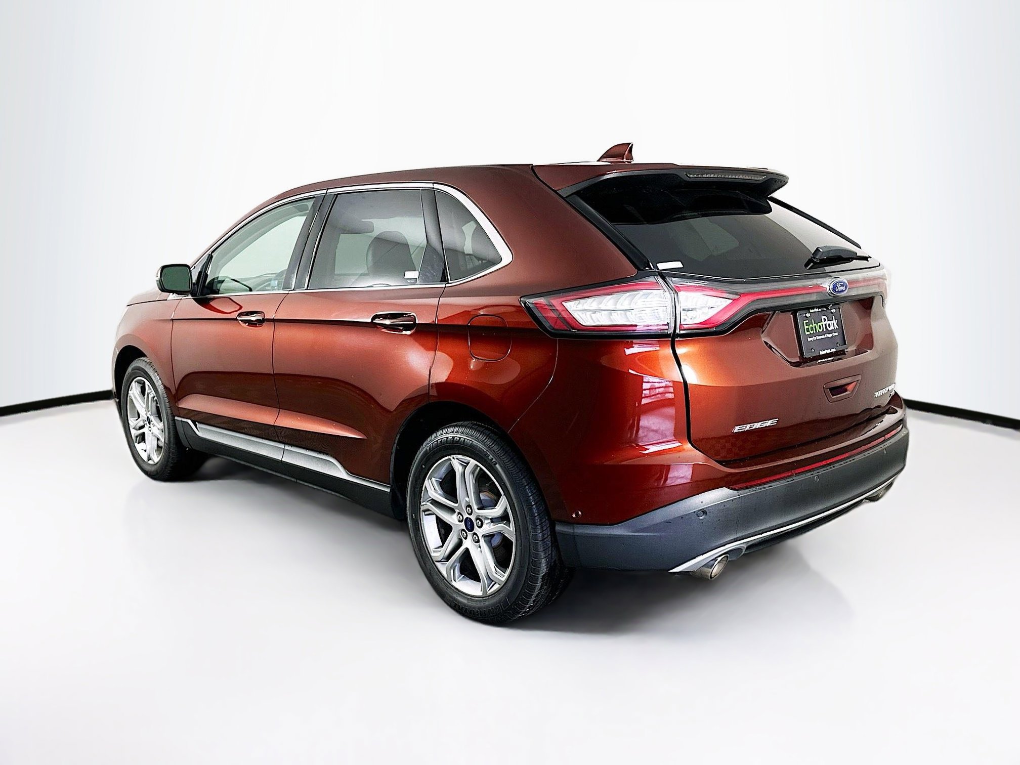 Used 2015 Ford Edge Titanium w/ Equipment Group 302A AWD/4WD image 5