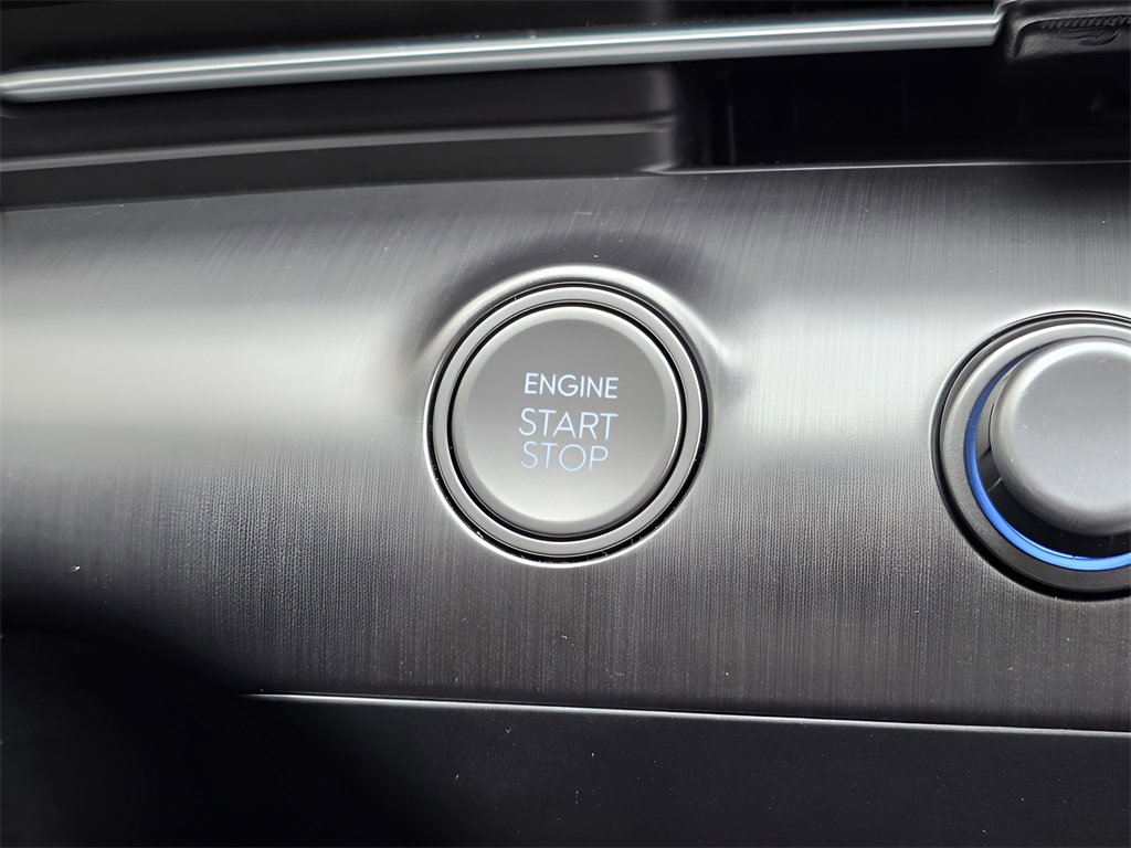 Certified 2025 Hyundai Kona SEL image 27