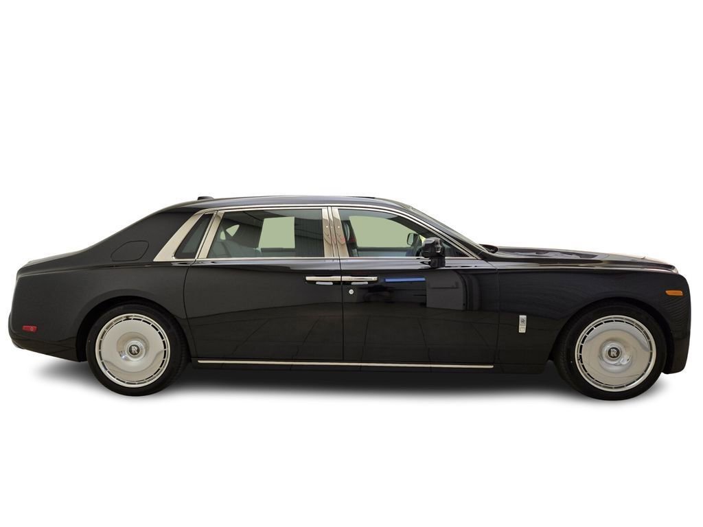 New 2026 Rolls-Royce Phantom Extended Wheelbase image 9