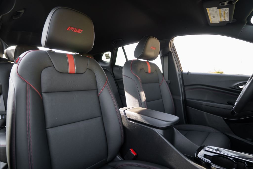 New 2026 Chevrolet Trax RS image 12