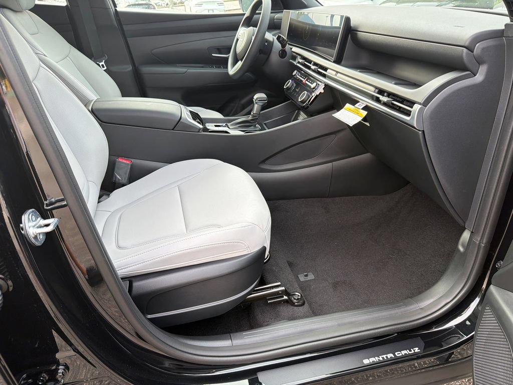New 2027 Hyundai Santa Cruz SEL FWD image 13