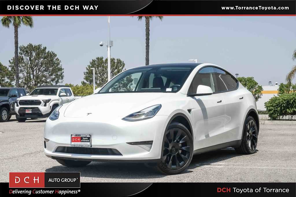 Used 2022 Tesla Model Y Long Range AWD/4WD video 1