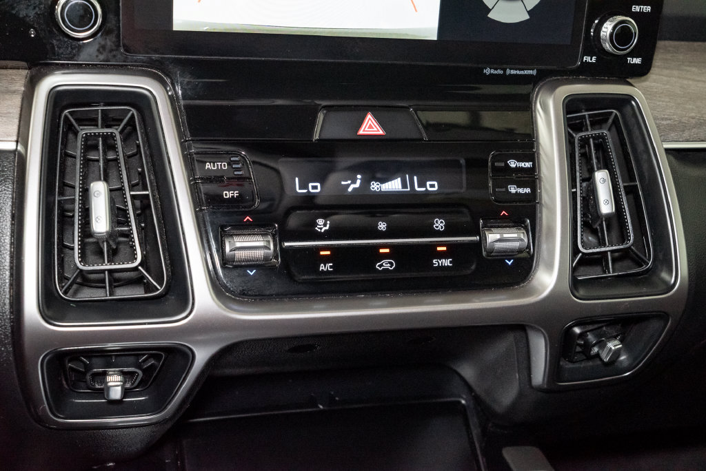 Used 2023 Kia Sorento S AWD/4WD image 20