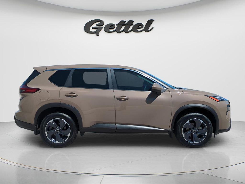 Certified 2024 Nissan Rogue SV FWD image 11