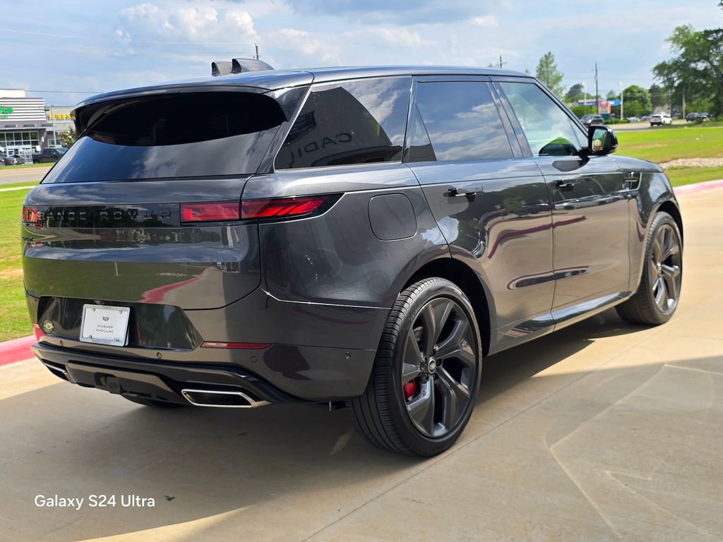 Used 2024 Land Rover Range Rover Sport Dynamic SE image 4