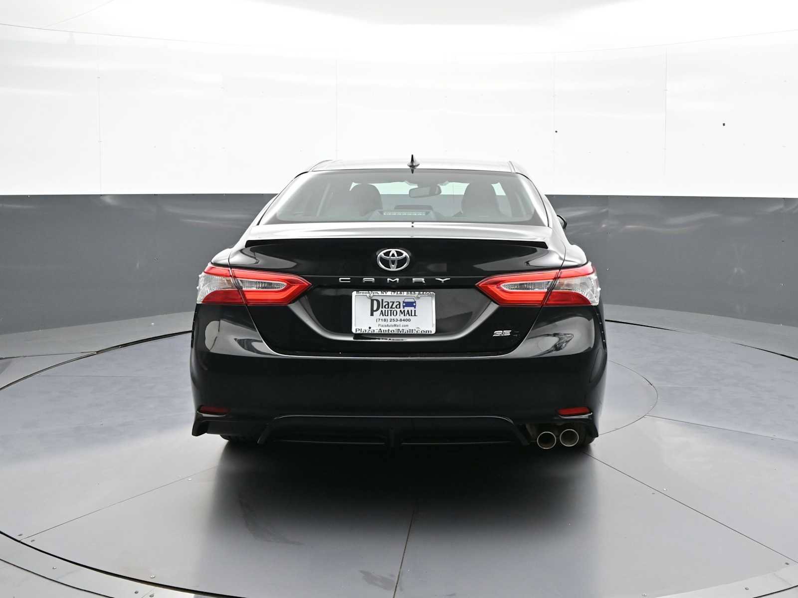 Certified 2019 Toyota Camry SE w/ Convenience Package FWD image 7