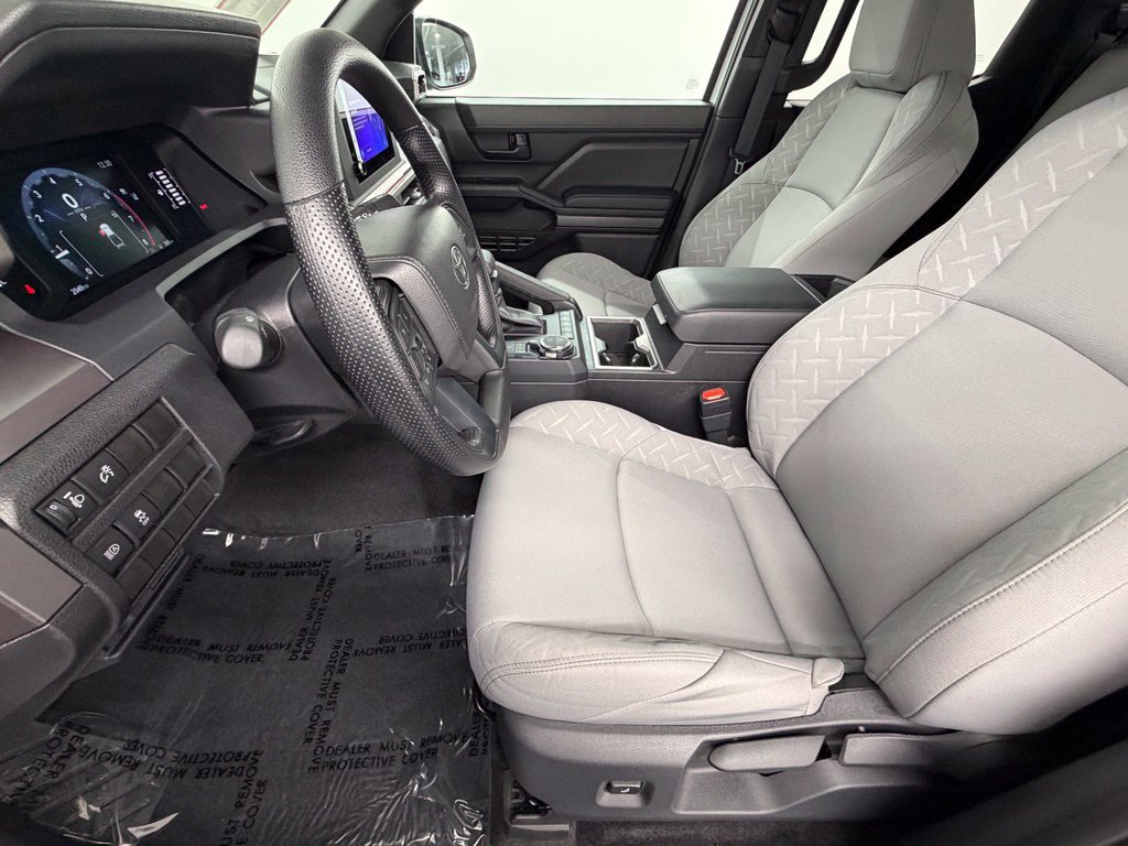 Certified 2026 Toyota Tacoma SR5 AWD/4WD image 22