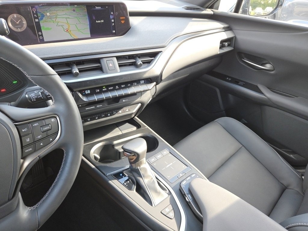 Certified 2022 Lexus UX 250h w/ Luxury Package image 37