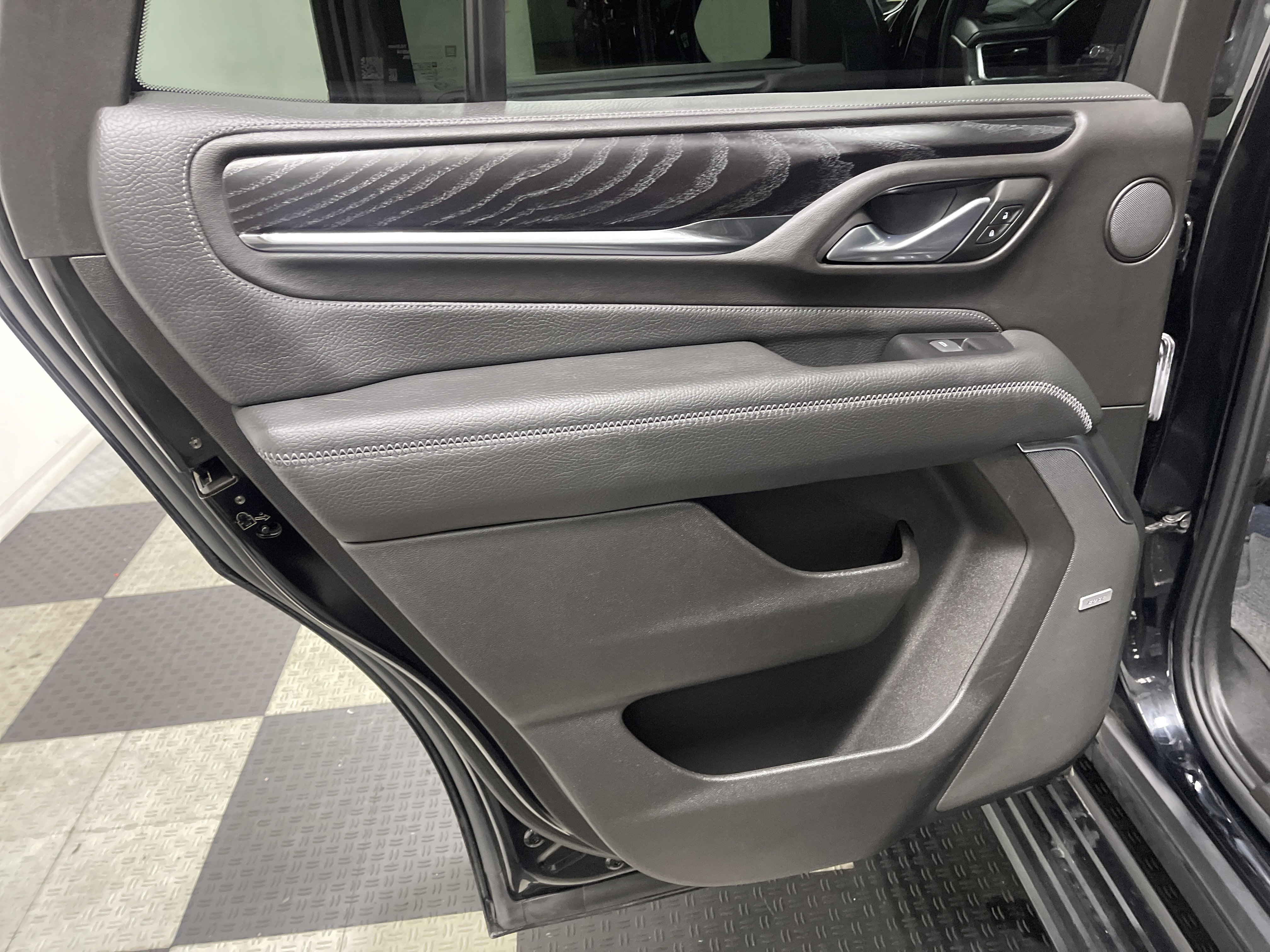 Used 2022 GMC Yukon Denali image 17