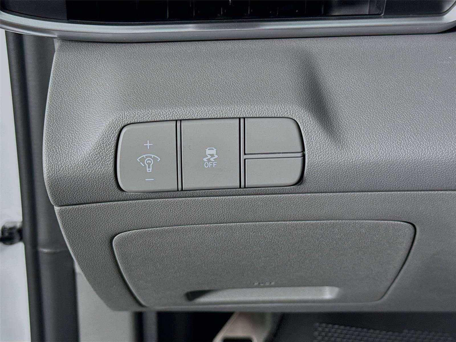 New 2026 Hyundai Elantra Sport FWD image 10