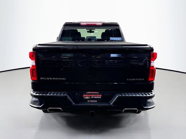 Used 2019 Chevrolet Silverado 1500 Custom Trail Boss w/ Custom Convenience Package AWD/4WD image 7