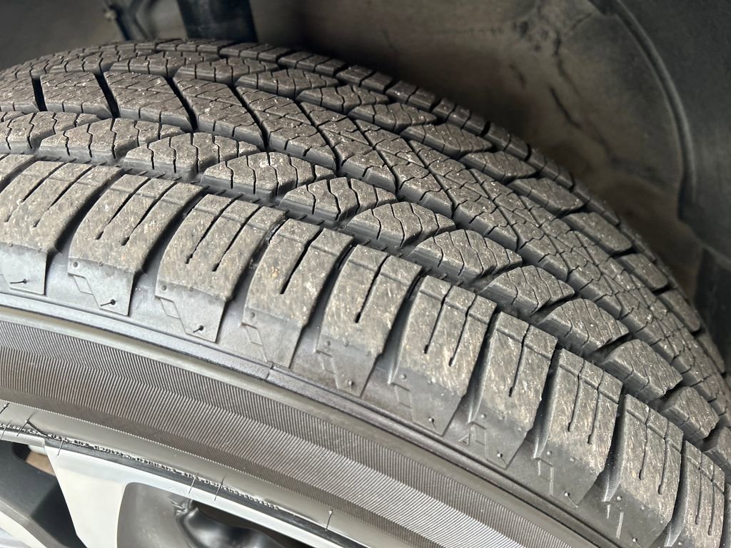 Used 2020 Lexus RX 350L FWD w/ Premium Package image 46