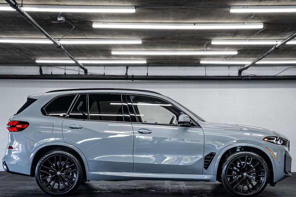 Used 2024 BMW X5 sDrive40i w/ M Sport Package image 6