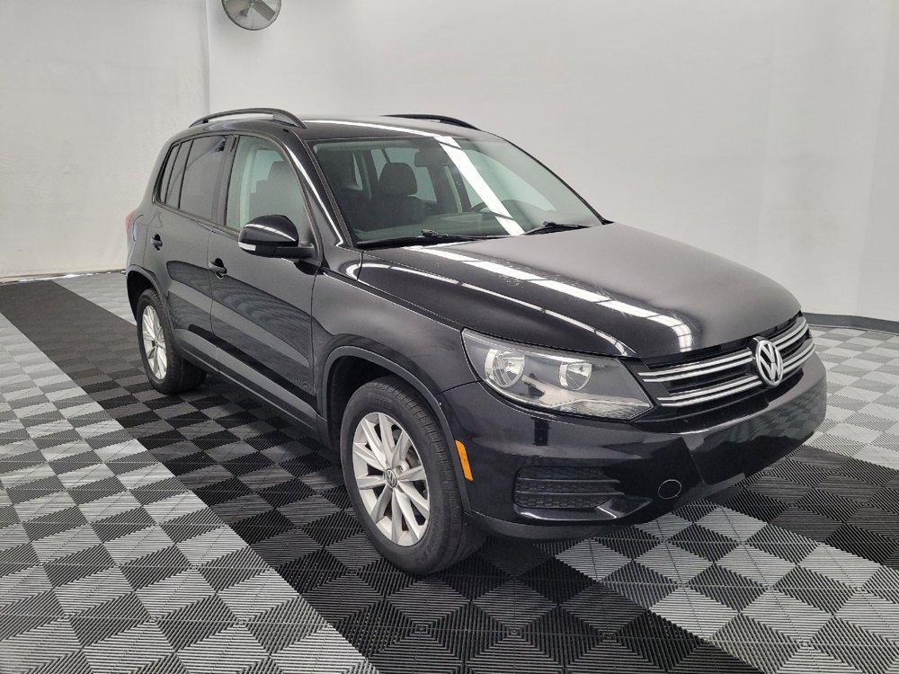 Used 2017 Volkswagen Tiguan Limited w/ Premium Package FWD image 13