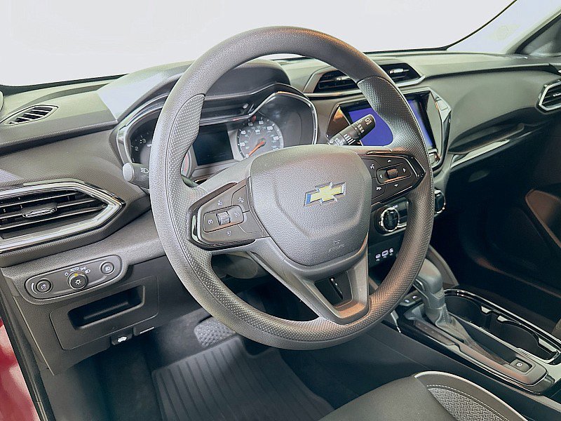 Used 2021 Chevrolet TrailBlazer LT w/ Convenience Package image 9
