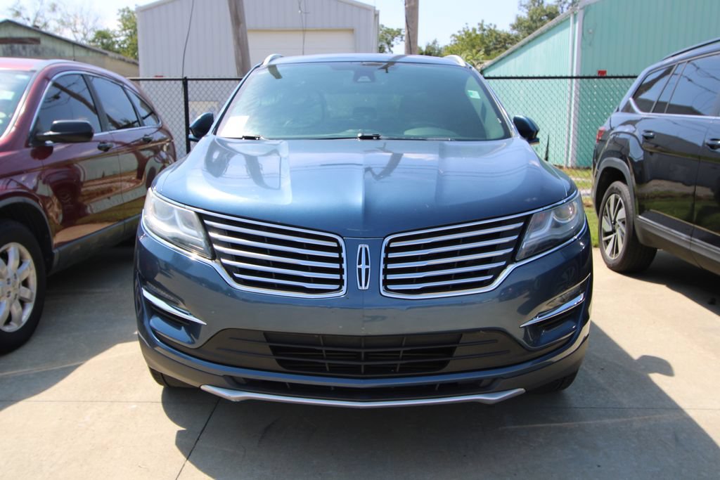Used 2018 Lincoln MKC Reserve w/ Lincoln MKC Climate Package AWD/4WD image 2