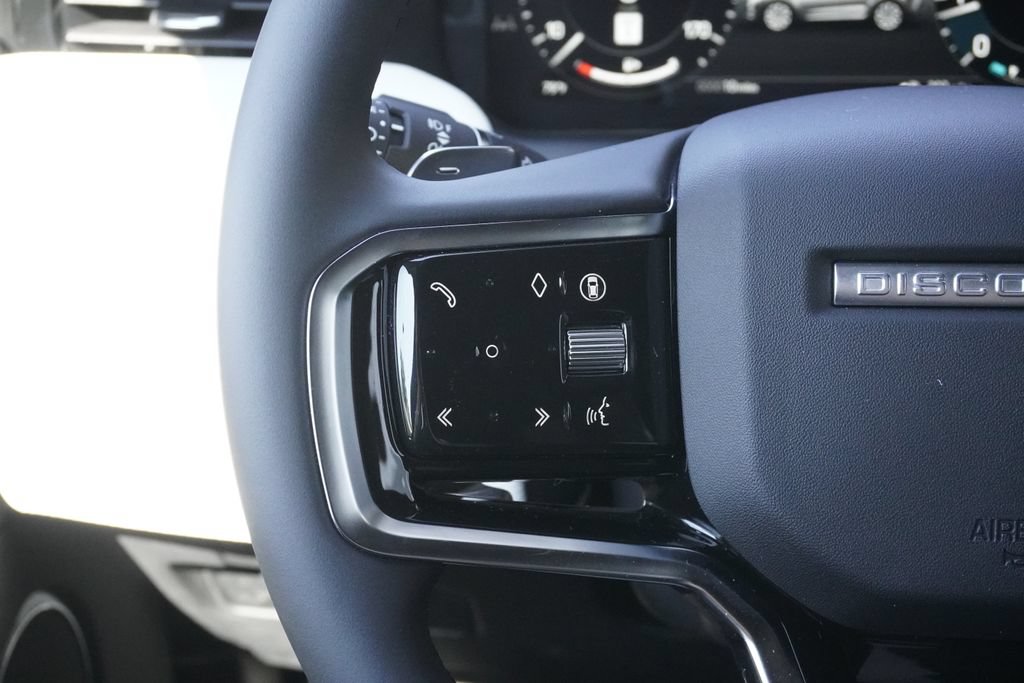 New 2026 Land Rover Discovery Sport Landmark AWD/4WD image 12
