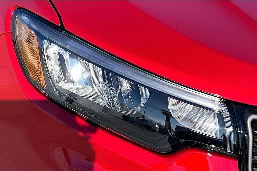 New 2026 Jeep Compass Latitude image 28