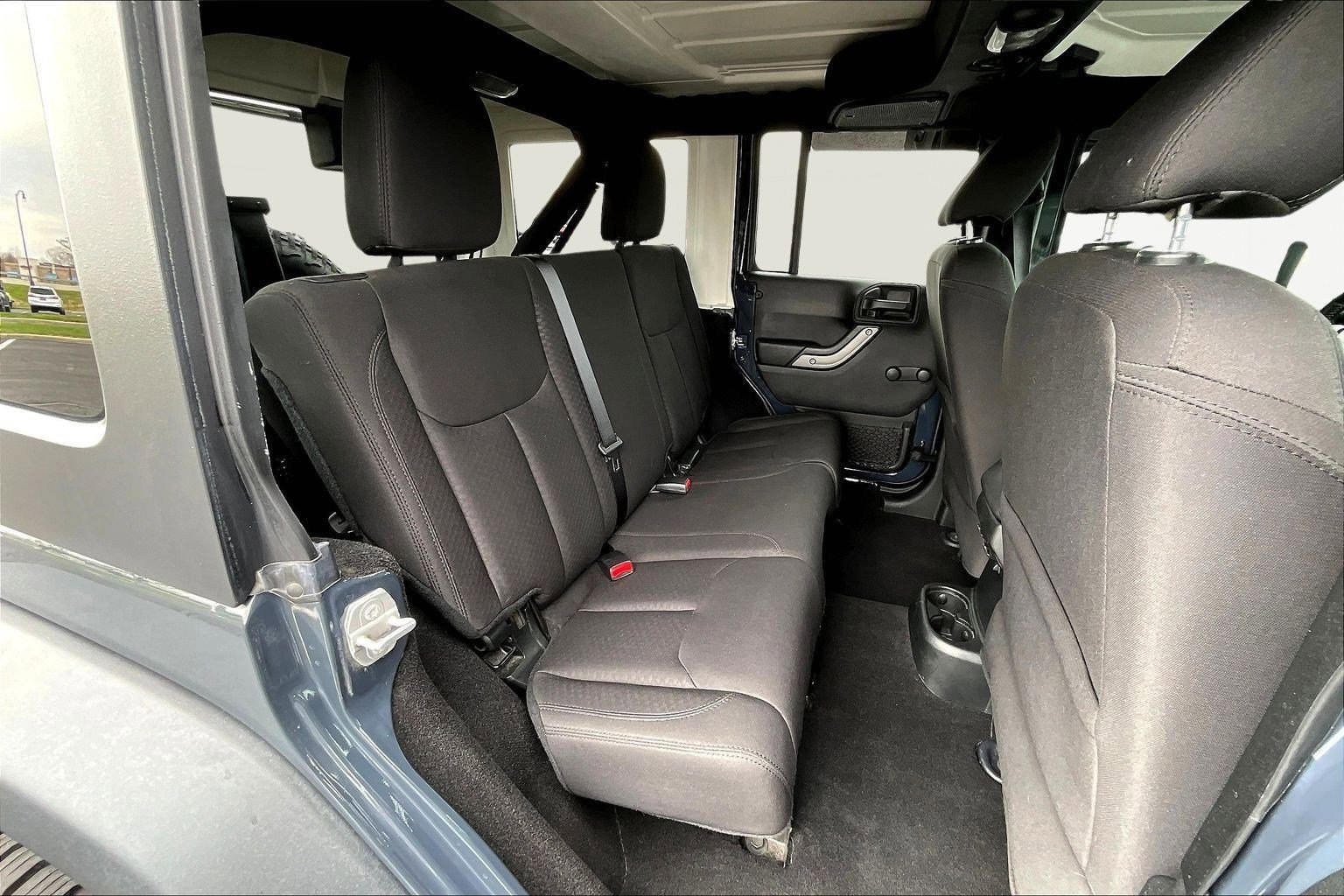 Used 2018 Jeep Wrangler Unlimited Sport w/ Connectivity Group image 24