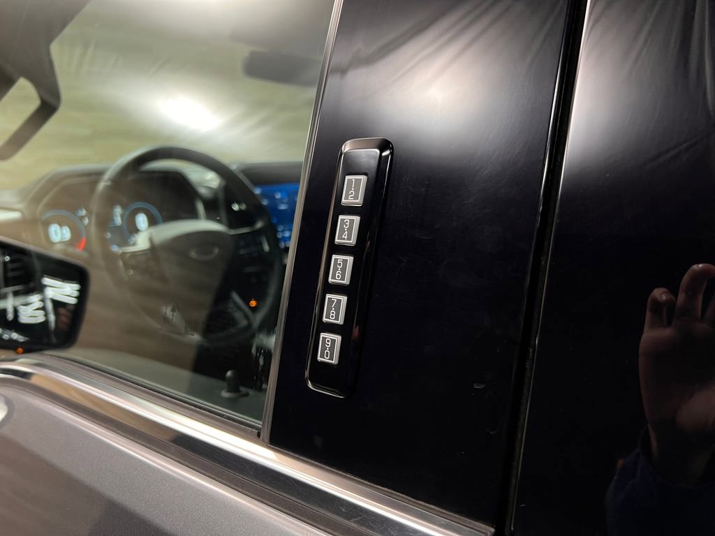 Used 2021 Ford F150 Platinum w/ Equipment Group 701A High AWD/4WD image 31