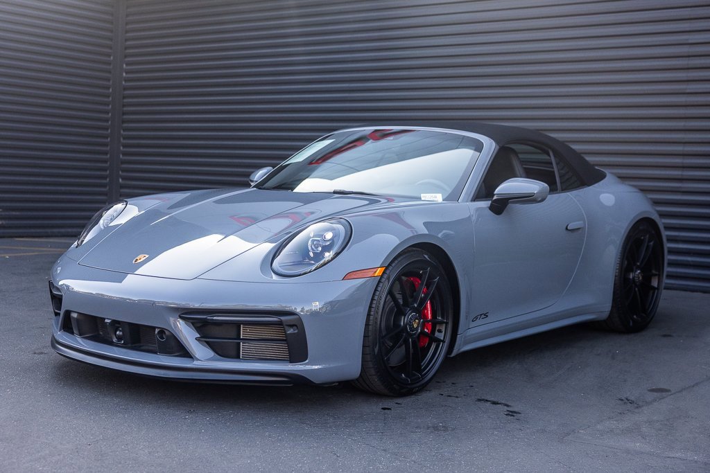 Used 2024 Porsche 911 Carrera GTS image 1