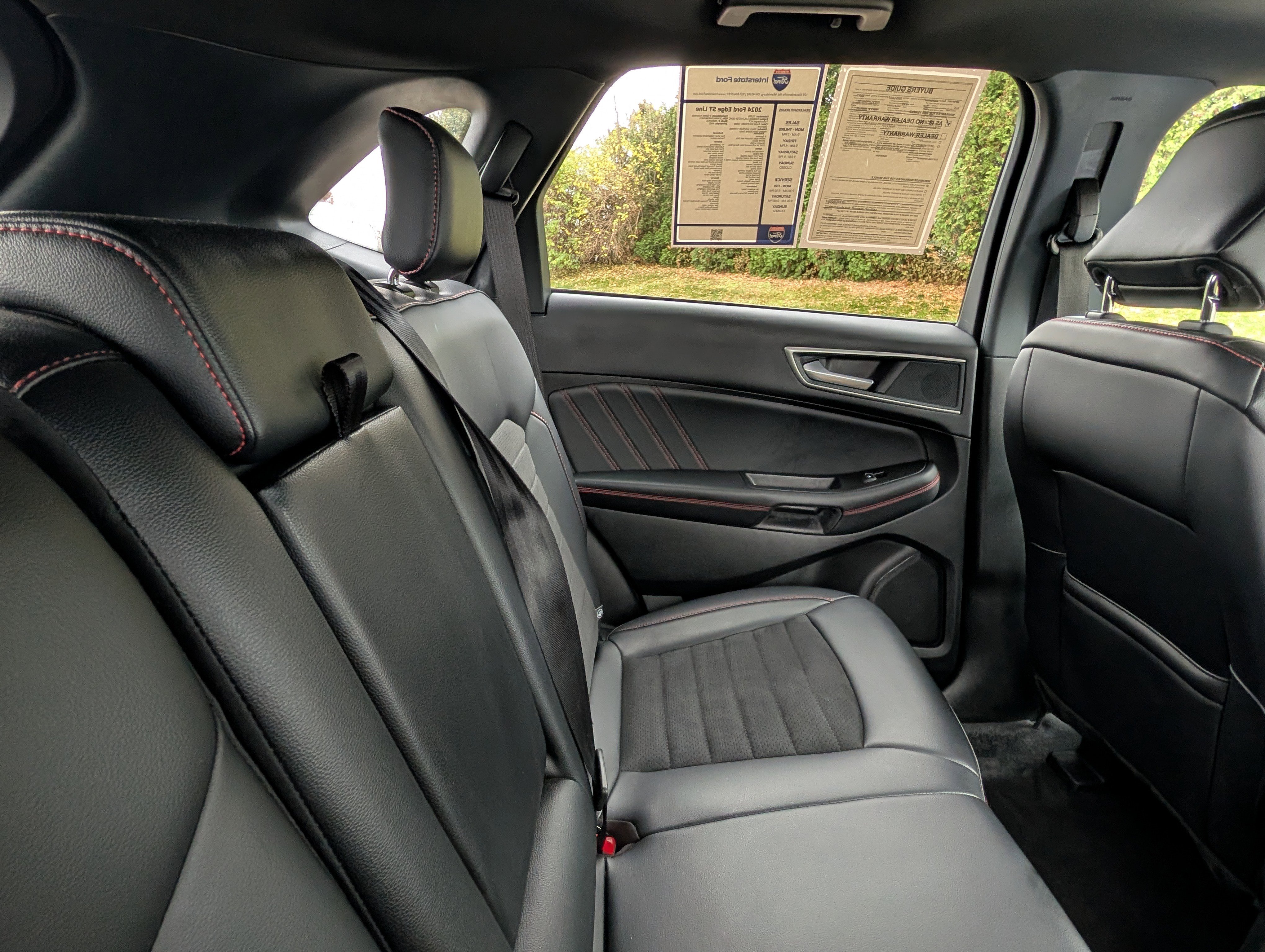 Used 2024 Ford Edge ST-Line image 28