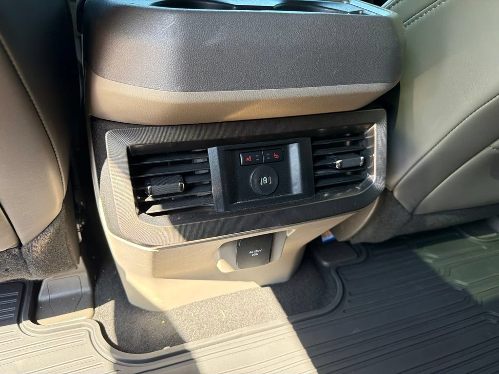 Used 2025 Ford F250 Platinum w/ Platinum Plus Package AWD/4WD image 41