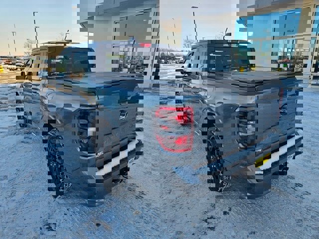 Used 2025 Ford Maverick Lobo image 9