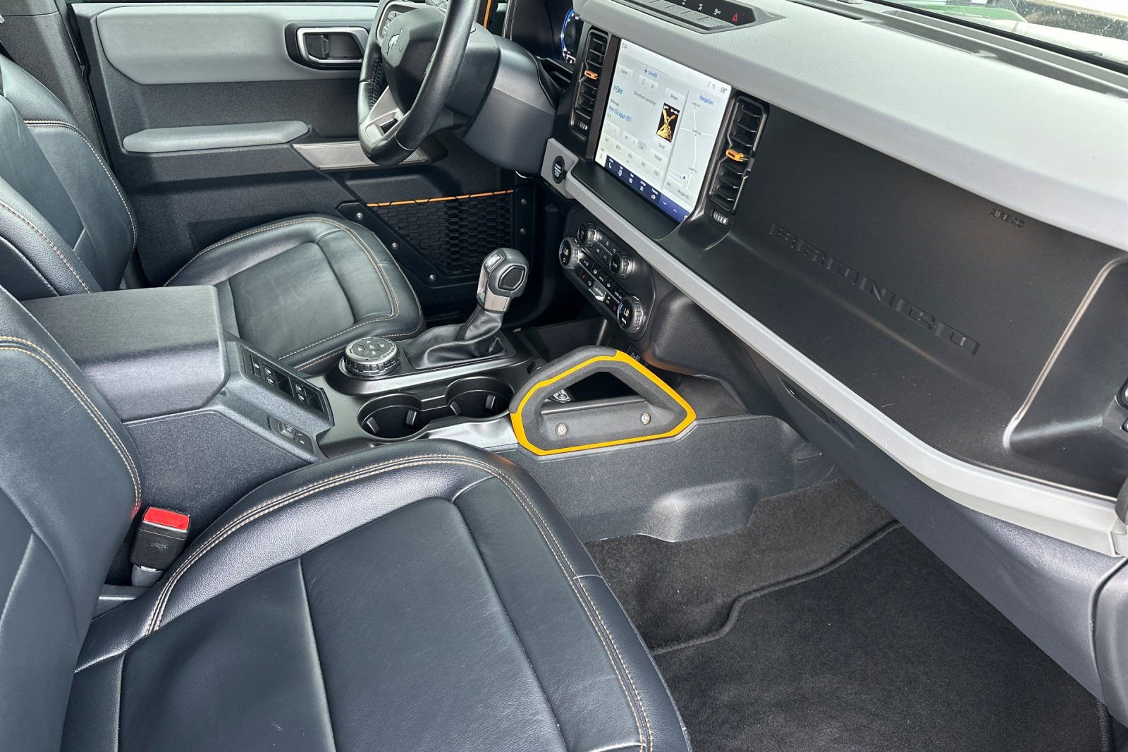 Used 2023 Ford Bronco Badlands image 18