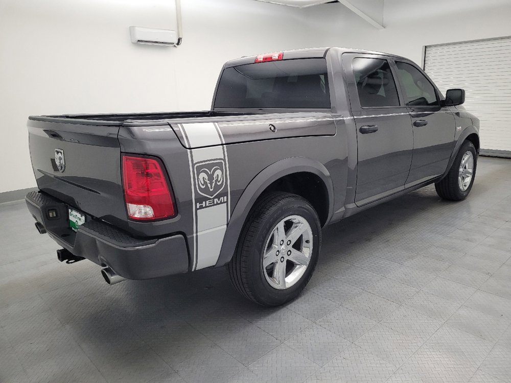 Used 2017 RAM 1500 Express RWD image 10