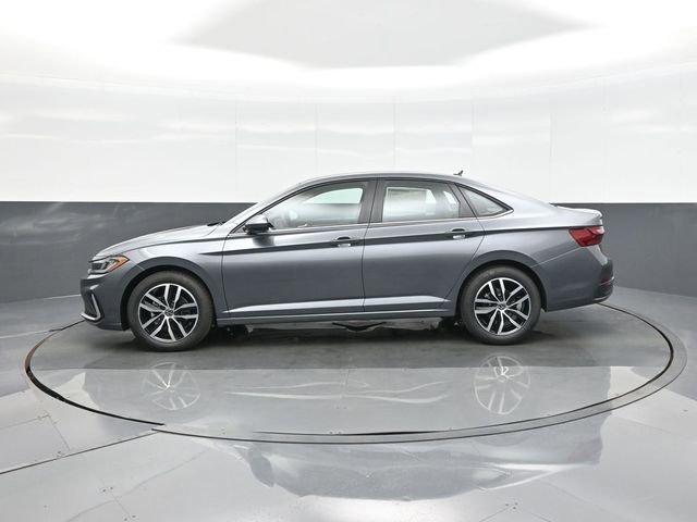 New 2026 Volkswagen Jetta SE image 4