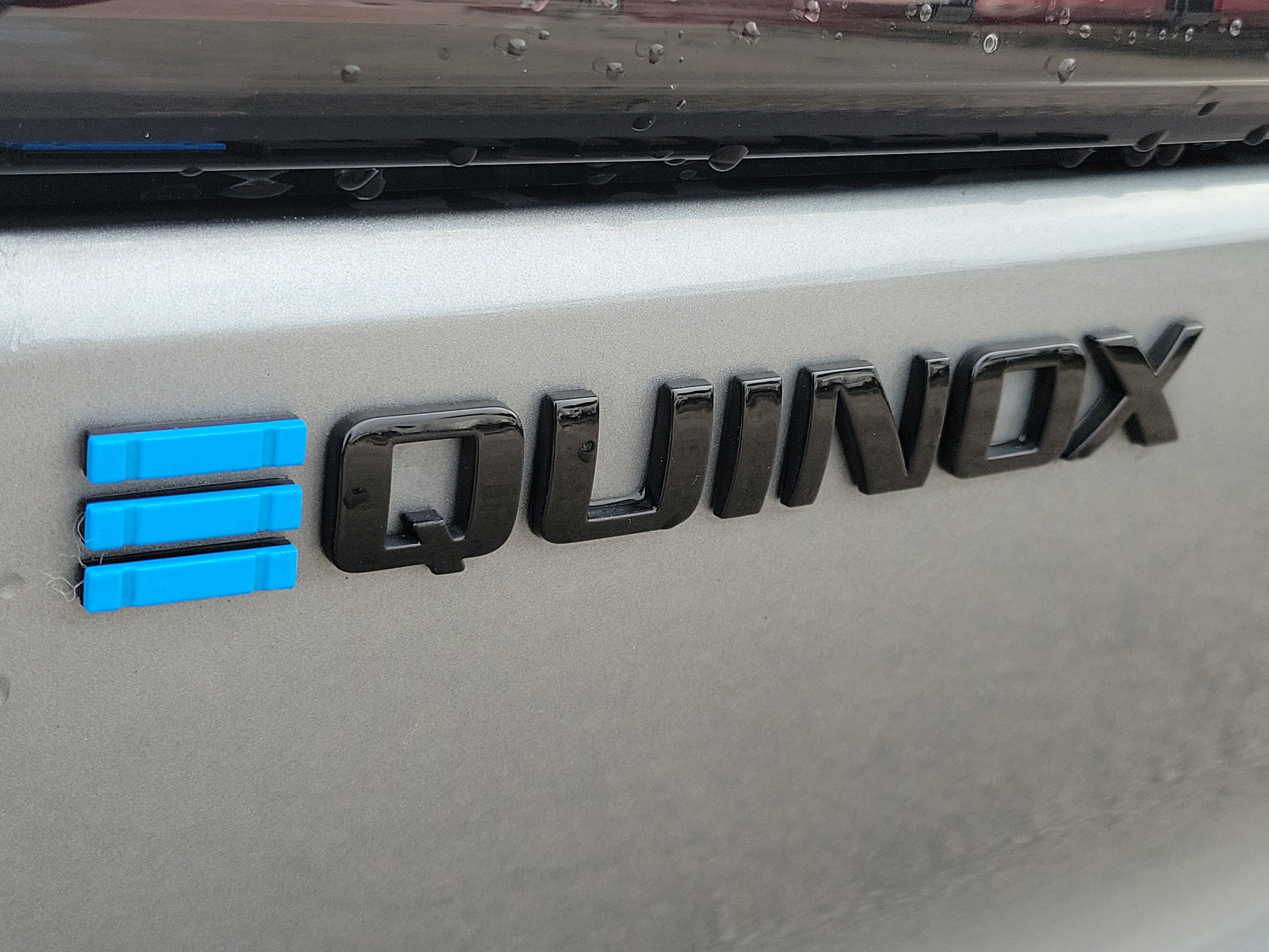 Used 2024 Chevrolet Equinox EV RS FWD image 10