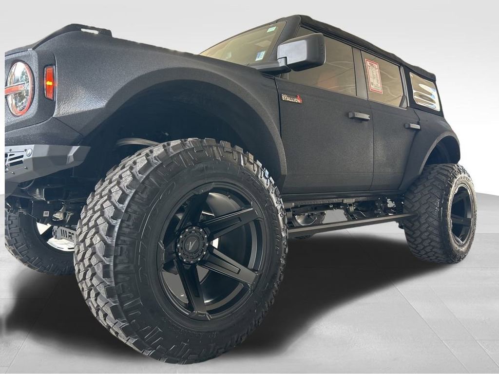 Used 2024 Ford Bronco Black Diamond image 19
