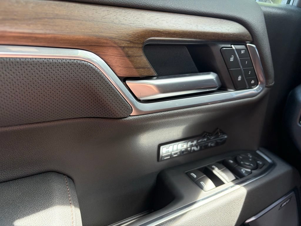 New 2026 Chevrolet Silverado 1500 High Country AWD/4WD image 20