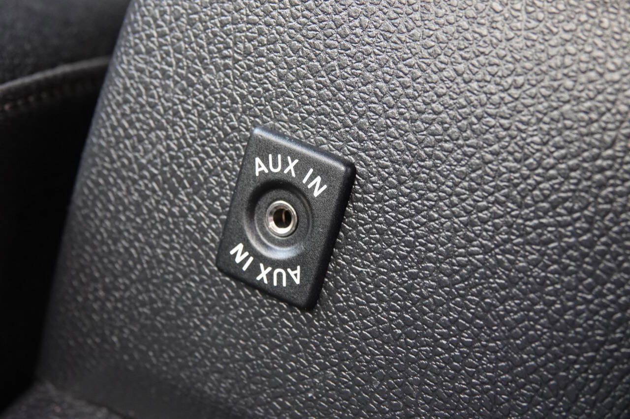 Used 2012 Volkswagen Golf TDI FWD image 89