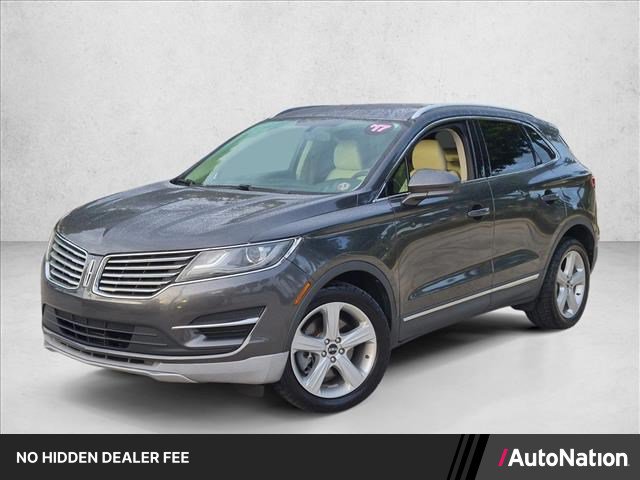 Used 2017 Lincoln MKC Premiere FWD image 1