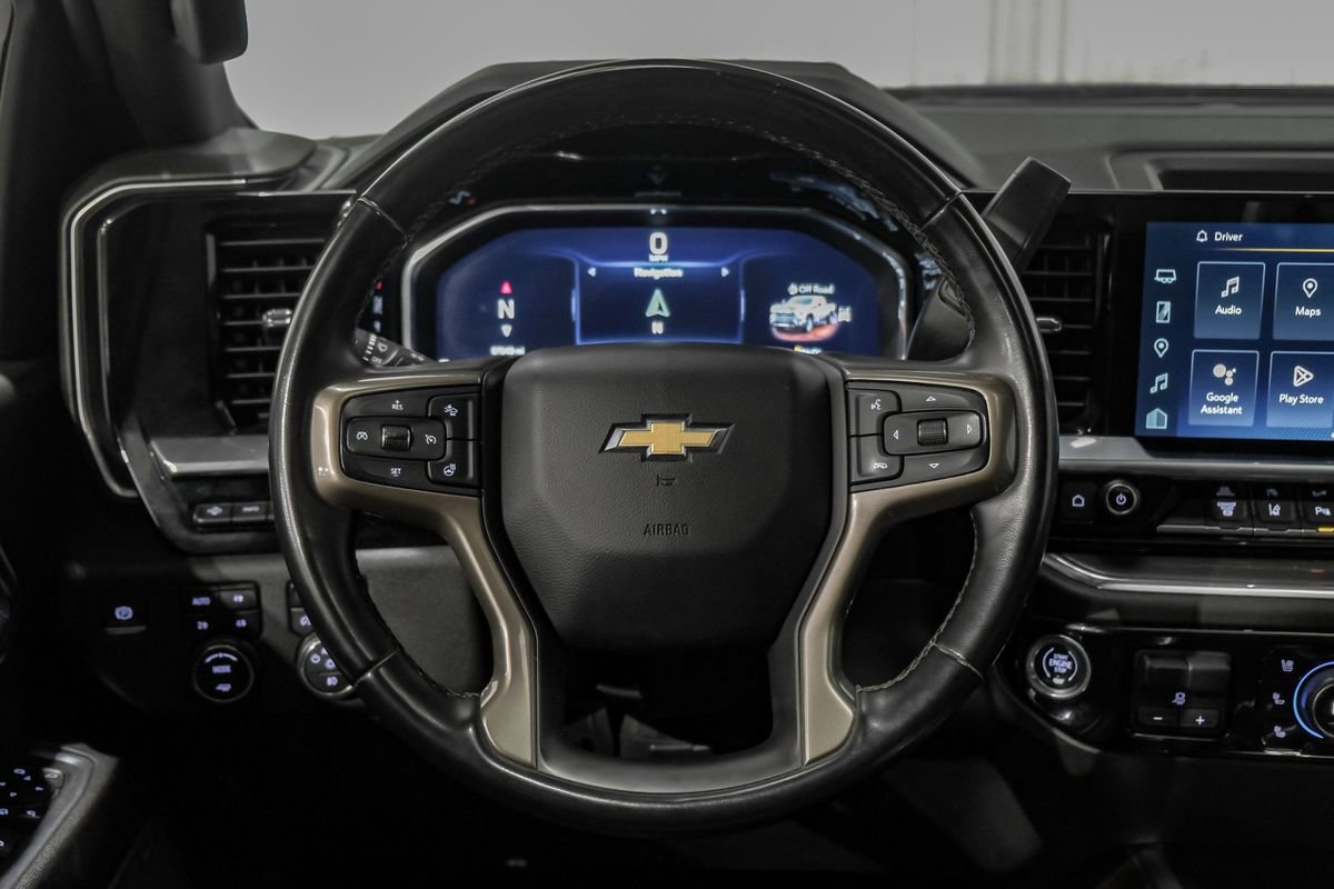 Used 2024 Chevrolet Silverado 2500 High Country w/ High Country Premium Package image 16