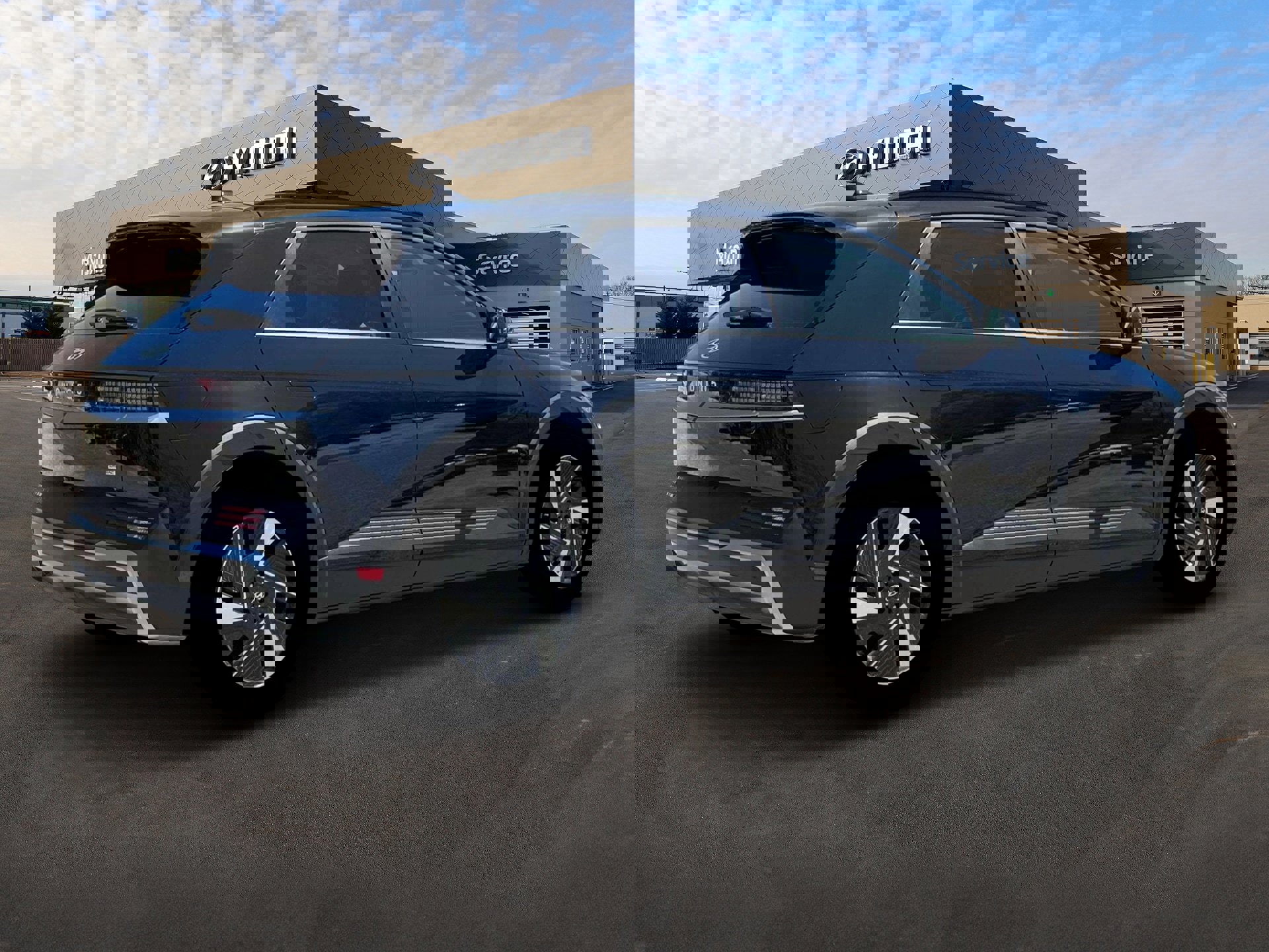 New 2026 Hyundai Ioniq 5 SEL image 8