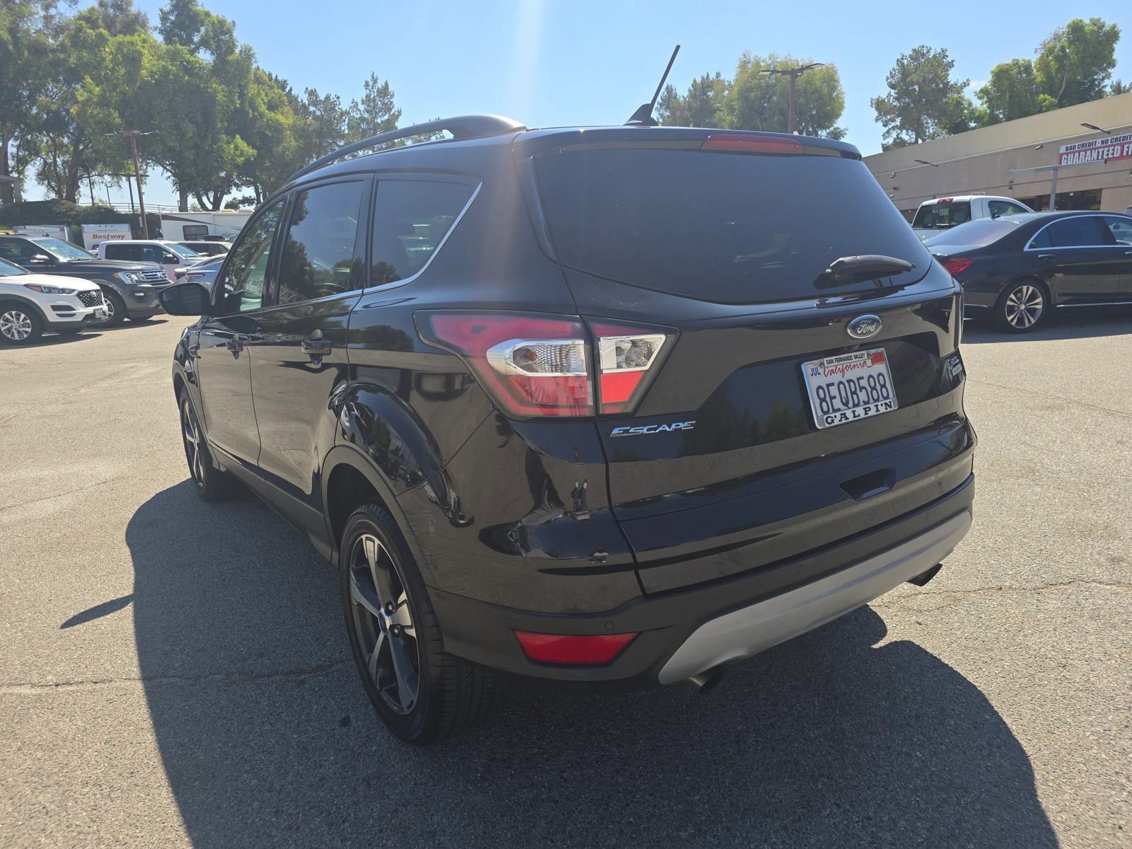 Used 2018 Ford Escape SEL FWD image 7