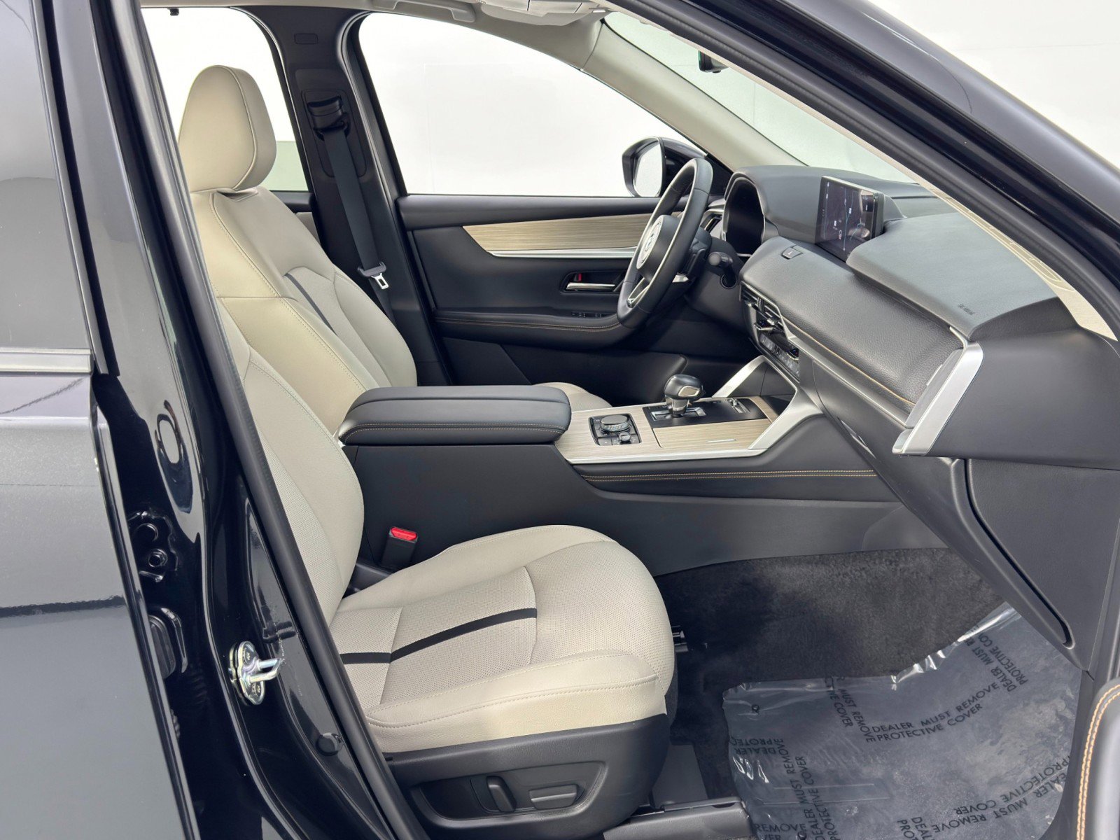 Used 2025 MAZDA CX-90 Plug-In Hybrid w/Premium Sport image 16