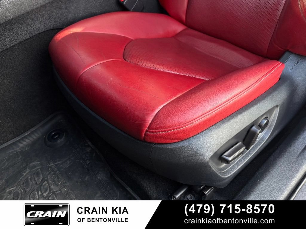 Used 2018 Toyota Camry XSE FWD image 24