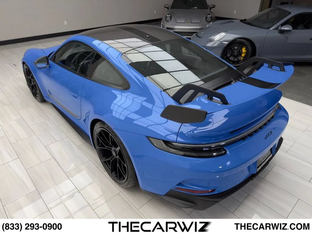Used 2022 Porsche 911 GT3 RWD image 16