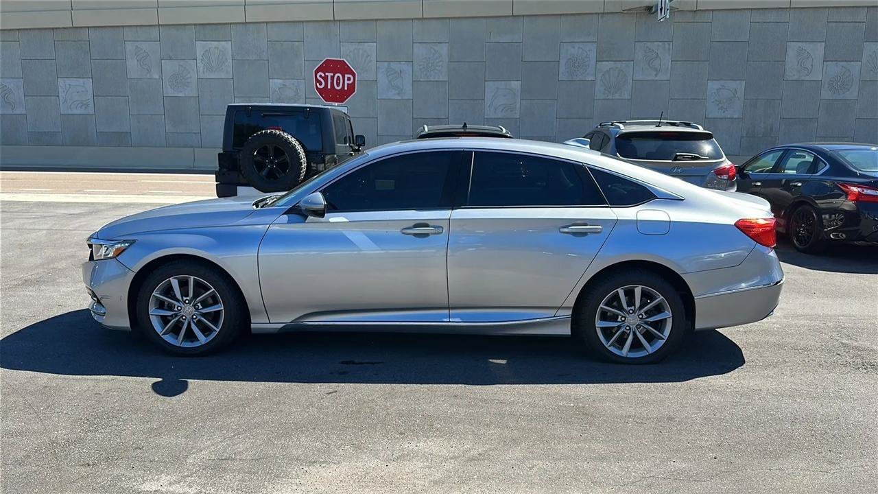 Used 2018 Honda Accord EX-L image 9