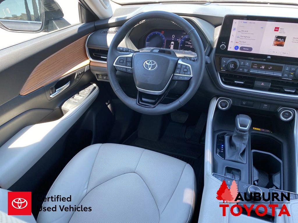 Certified 2024 Toyota Grand Highlander AWD image 34