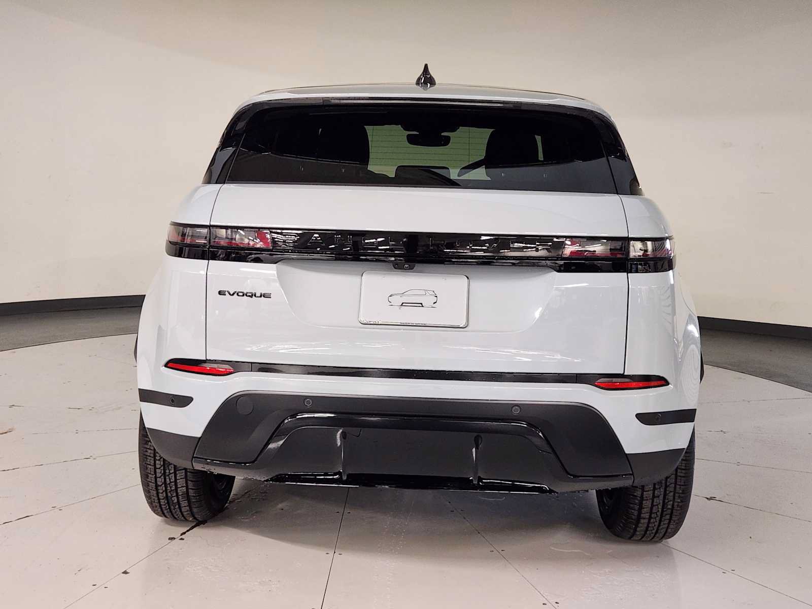 New 2026 Land Rover Range Rover Evoque S AWD/4WD image 16