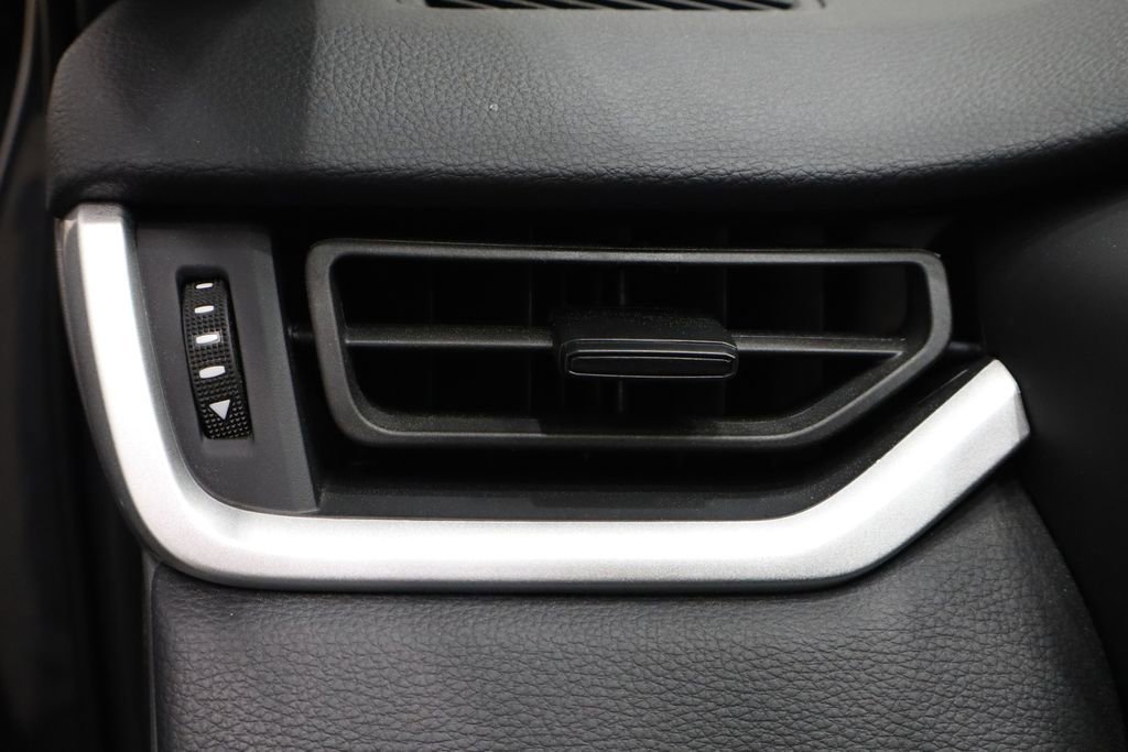 Used 2024 Toyota RAV4 XLE image 17