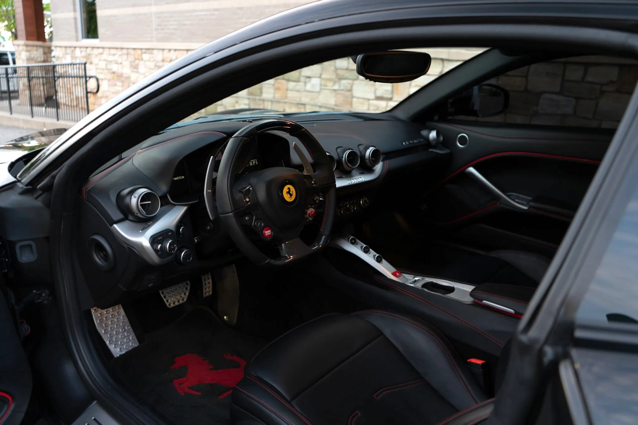 Used 2015 Ferrari F12 Berlinetta RWD image 20