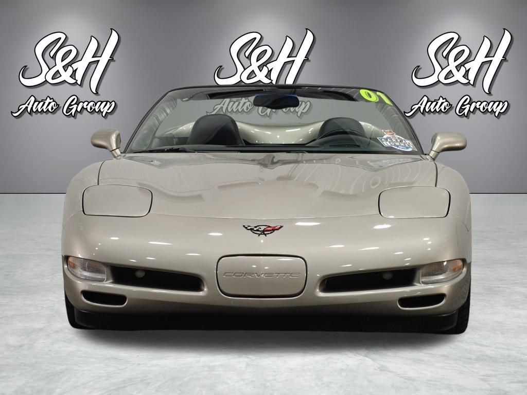 Used 2001 Chevrolet Corvette Convertible w/ Preferred Equipment Group2 image 16