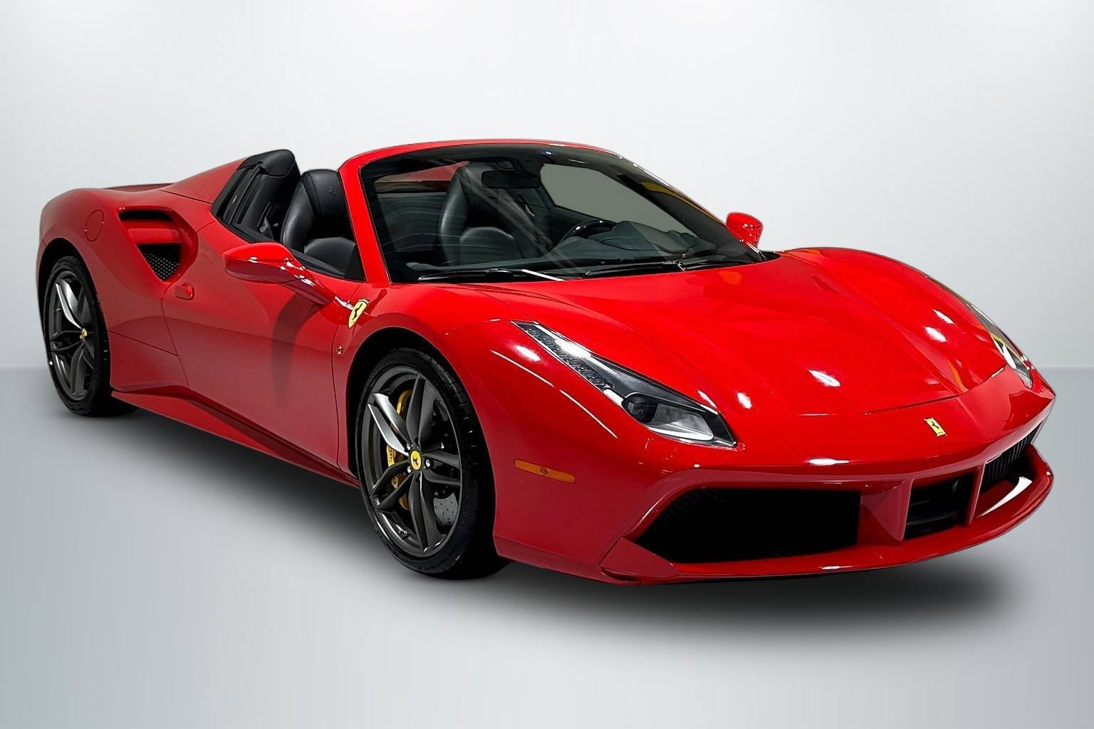 Used 2018 Ferrari 488 Spider RWD image 1