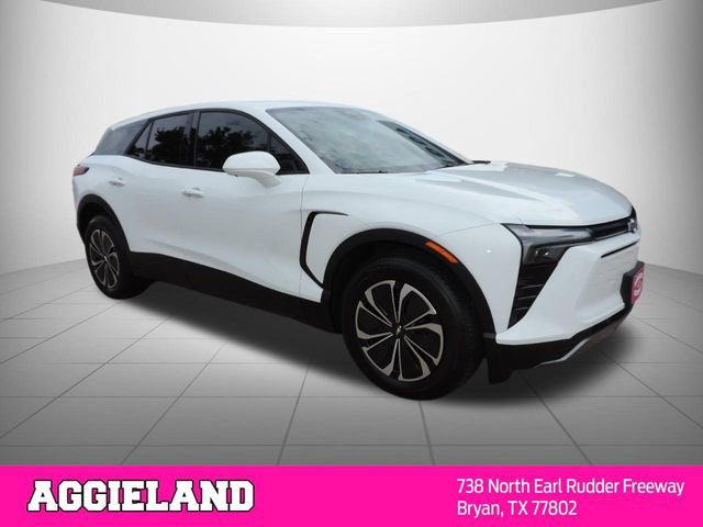 Used 2026 Chevrolet Blazer EV LT FWD image 3